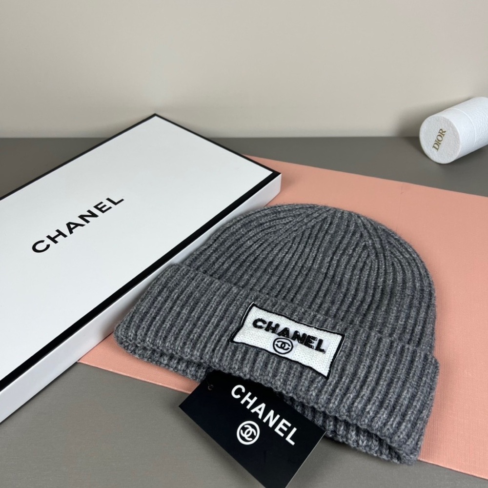 CHANEL Multicolor Knit Beanie